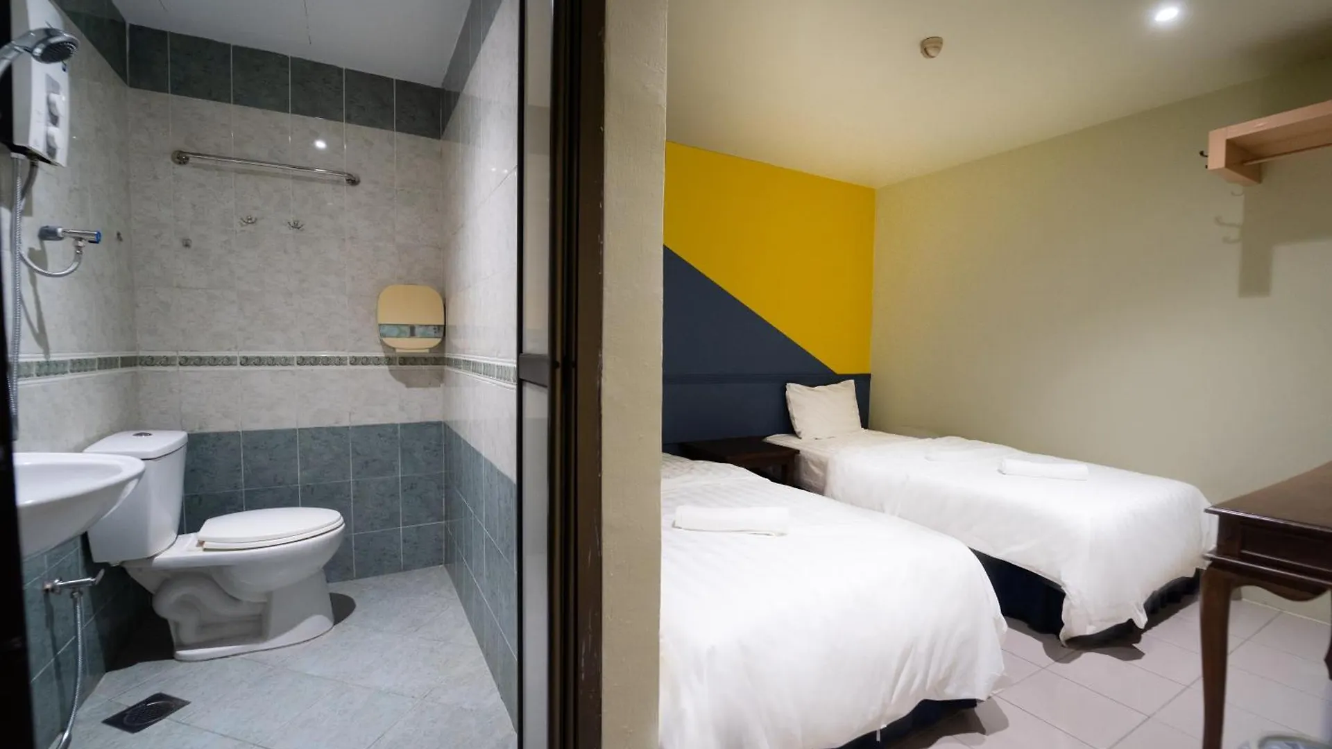 The Colony By Cactus Hotel Dedap Johor Bahru