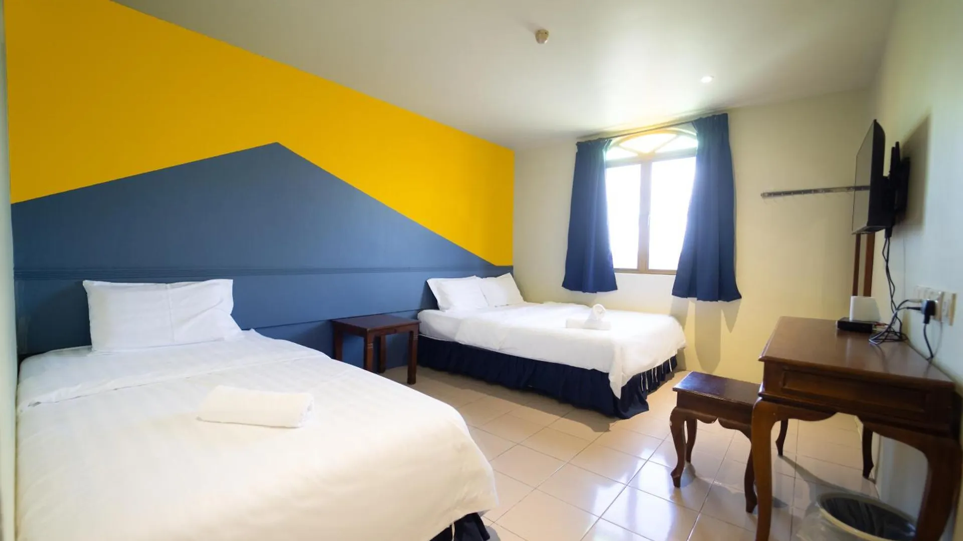 ***  The Colony By Cactus Hotel Dedap Johor Bahru Malasia